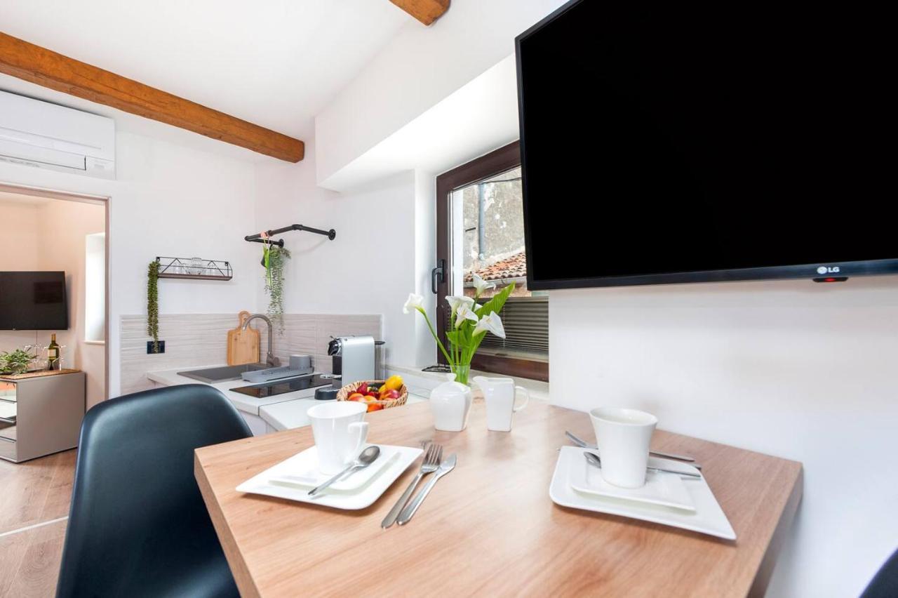 Apartament Kuca Melina